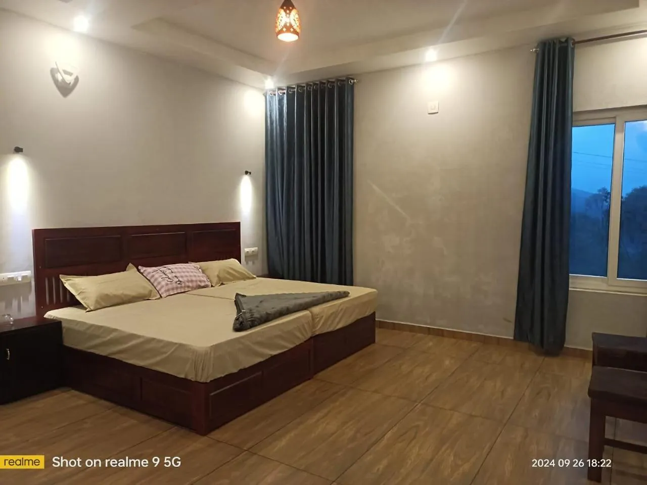 Royal Residency Apartment Vagamon